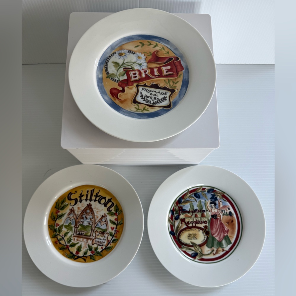 RESTORATION HARDWARE Cheese Plates - Set of 3